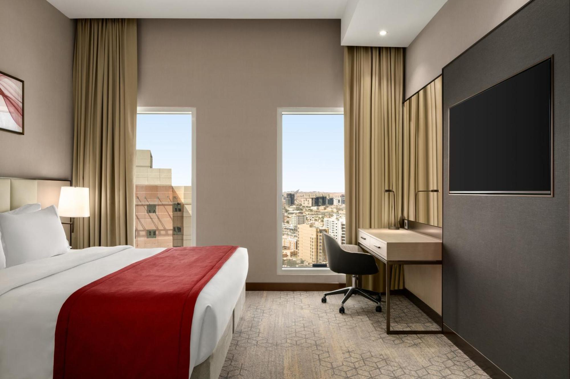 Ramada By Wyndham Riyadh King Fahd Road Экстерьер фото