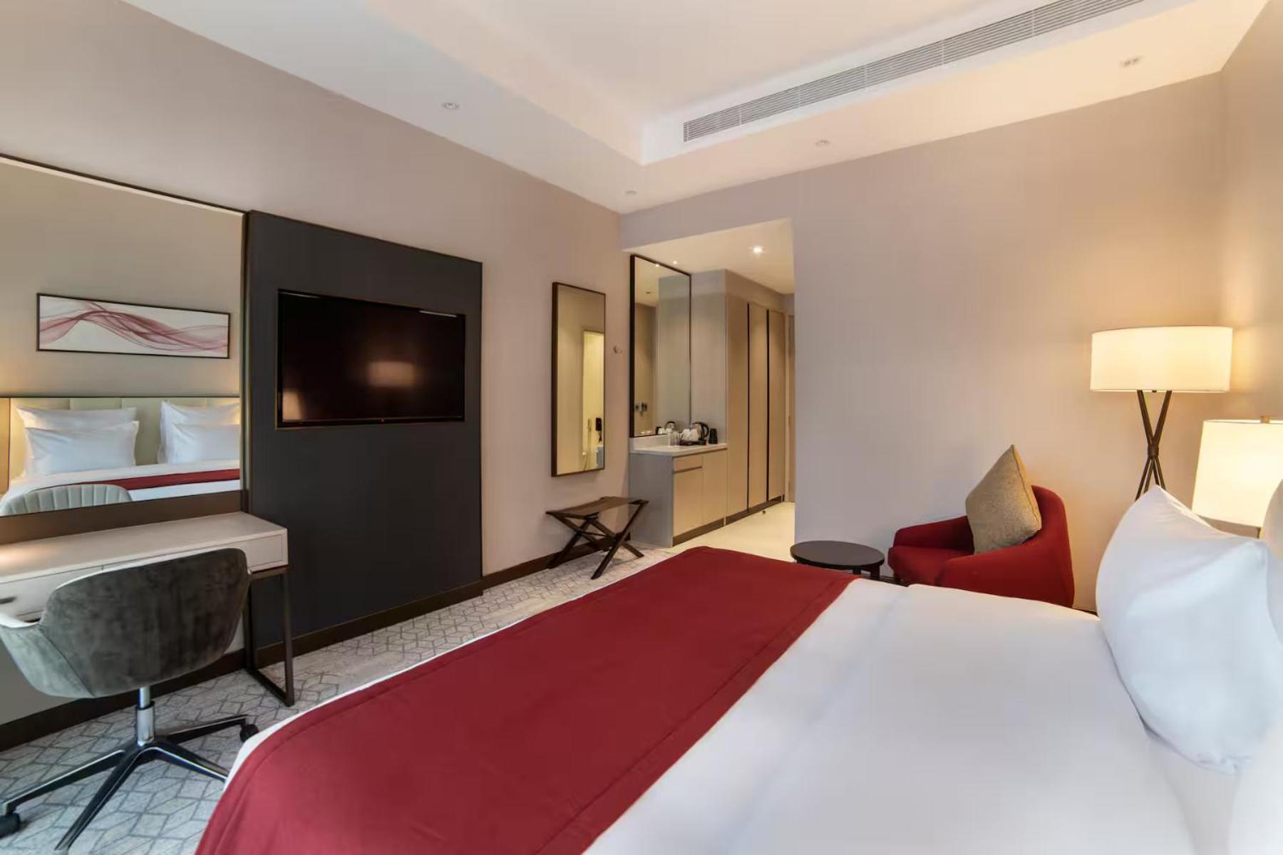 Ramada By Wyndham Riyadh King Fahd Road Экстерьер фото
