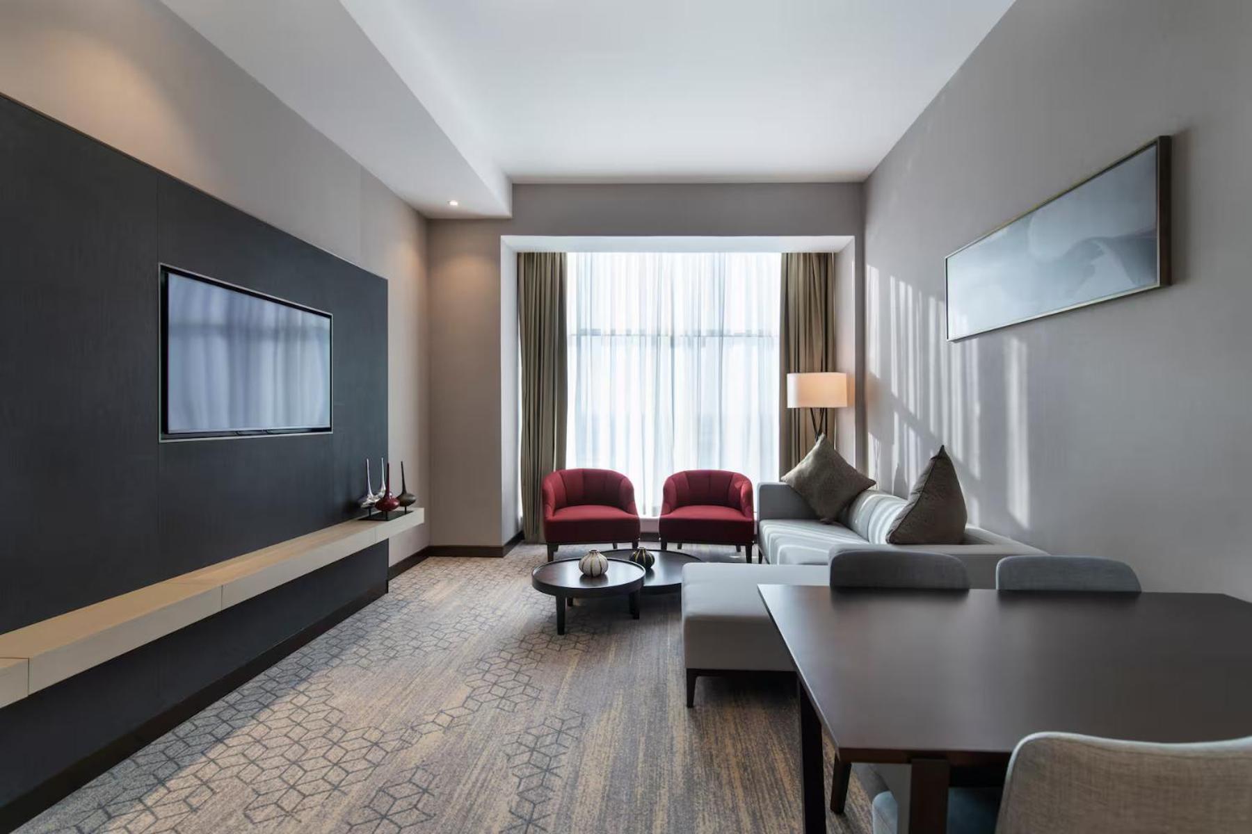 Ramada By Wyndham Riyadh King Fahd Road Экстерьер фото