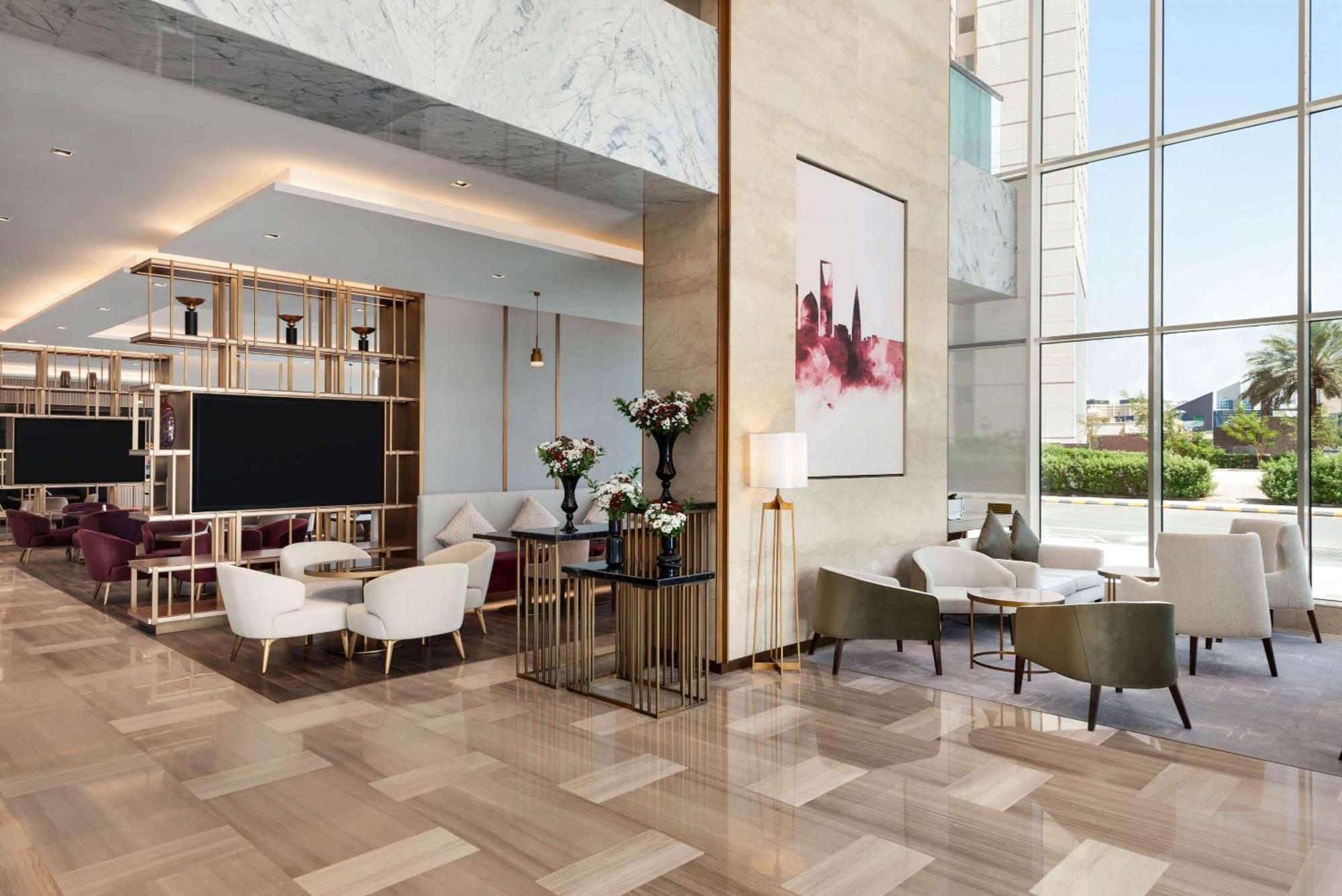 Ramada By Wyndham Riyadh King Fahd Road Экстерьер фото The lobby of the hotel
